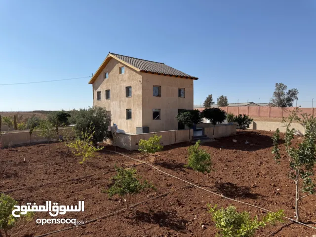 سيمي فيلا في طريق المطار - جلول - للبدل للبدل للبدل بعقار في عمان - ارض او شقة بنفس السعر