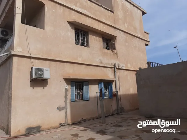 200m2 3 Bedrooms Townhouse for Sale in Tripoli Janzour