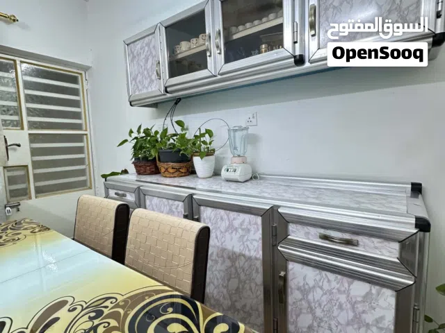 كاونتر المنيوم + ميز طعام للبيع