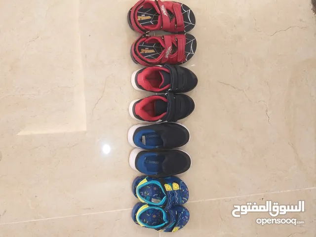 3 kd last price  blue shoes size 23 Red shoes ,spiderman size 26 Blue red shoes size 24 blue white s
