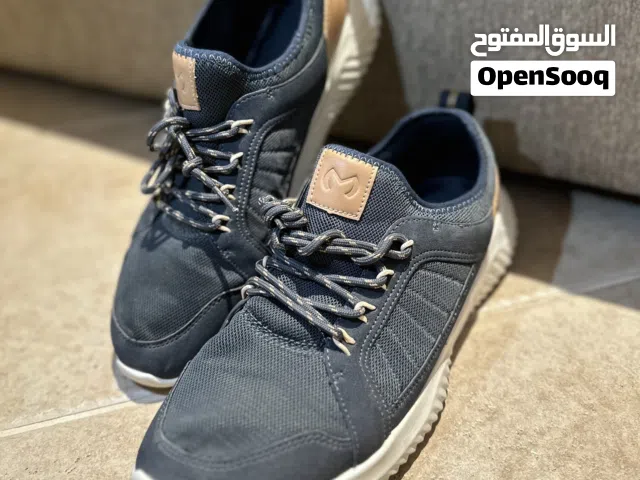 Milano Original shoes ( Size 45)