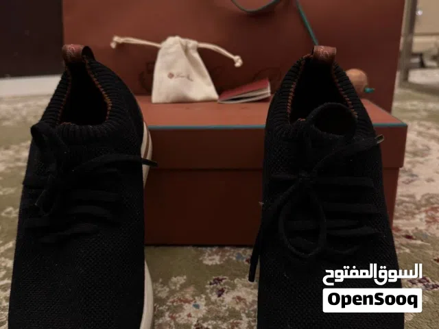 جوتي Loro Piana الأصلي