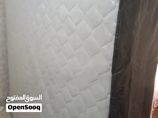 فرشة مزدوجه مستعمل بحال لجديد