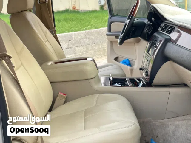 شيفرولية تاهو موديل 2008 للبيع ب 2100