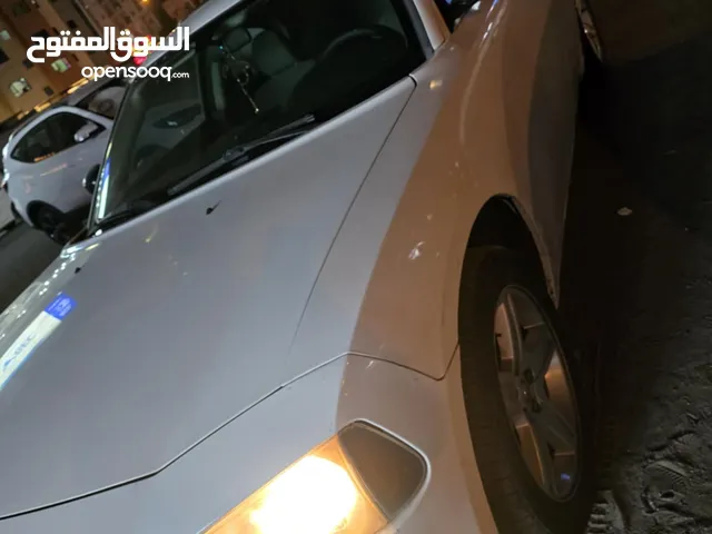 دودج تشارجر 2010 بحالة جيدة 6 سلندر