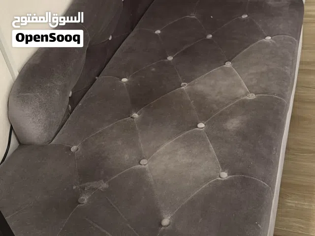 كنبة من مفروشات احمد شريف