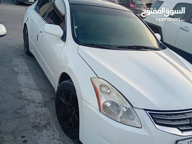 Used Nissan Altima in Tripoli