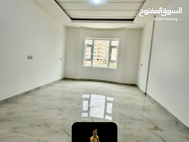 160 m2 3 Bedrooms Apartments for Rent in Sana'a Haddah