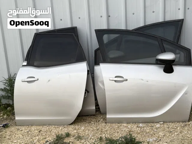 ابواب كوري مشكل بسعر حرق ابواب كتير نضاف وطبونات خلفية ودبات خلفية للمعني ويكون شرا مش بس حكي فاضي