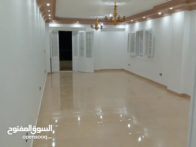173 m2 3 Bedrooms Apartments for Sale in Giza Hadayek al-Ahram