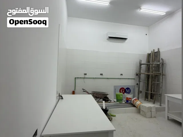 ابحث عن عامل للعمل في محل غسيل وكي الملابس Looking for workers on laundry at almubailah