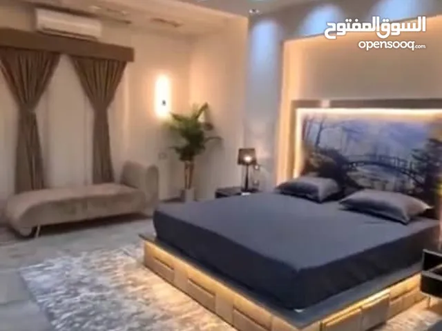 198 m2 3 Bedrooms Apartments for Rent in Al Riyadh Al Malqa