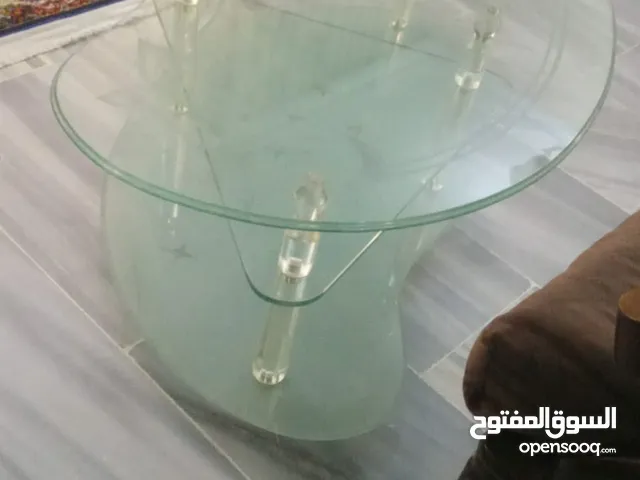 طربيزة سيكوريت مقاوم للكسر.... تتكون من ثلاث طبقات موديل عصري حديث.... تناسب غرف الضيوف
