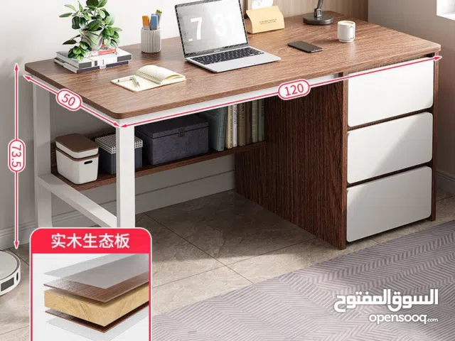 ميز مكتبي نوعية خشب جدا ممتازه يتحمل وزن ثقيل جدا