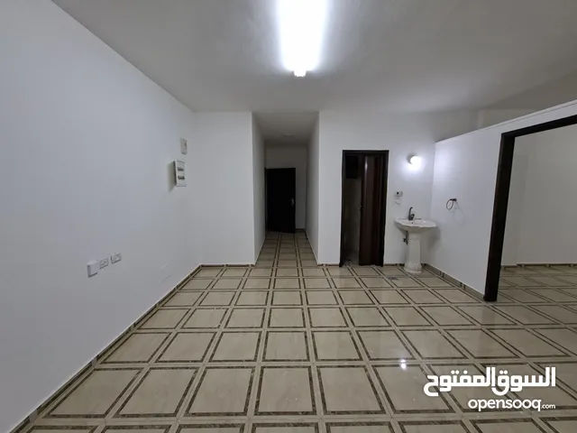 148 m2 3 Bedrooms Apartments for Rent in Ramallah and Al-Bireh Beitunia