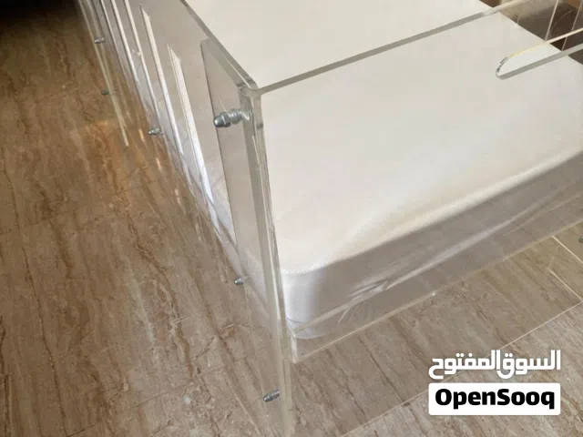 سرير اكرلك للاطفال