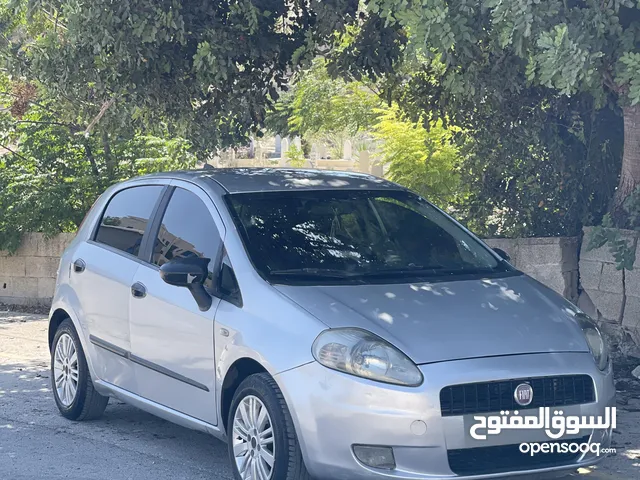 فيات جراند بونتو 2010