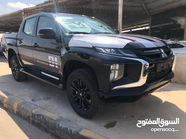 بيكب متسوبيشي l200 2023 اوتوماتيك