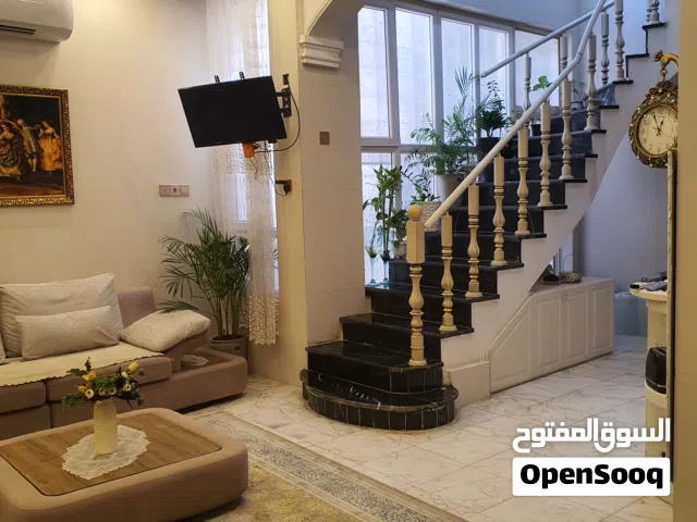 دار للبيع مساحة 100 بناء حديث