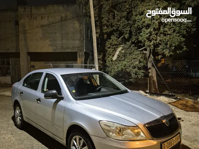 اوكتافيا 2012 ترخيص 2012 مطور 1600 ديزل  كير عادي  اصل برايفت