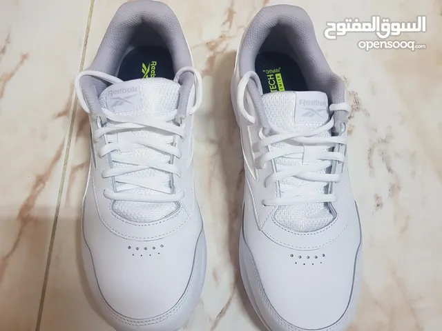 White Sport Shoes in Northern Governorate