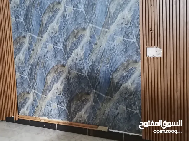 شقه للايجار كراده خارج ط3 110م 900 الف شهريا.
