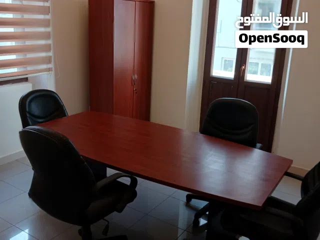 بيع شقه مكتبيه شارع امحمد المقريهف وسط المدينه طرابلس ليبيا