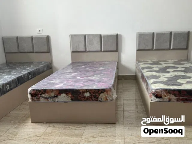3 سراير بي فراشهم والدولاب استعمال بسيط جدا 3شهور فقط