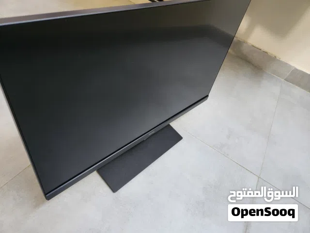 شاشة benq للبيع 27 بوصة(الشاشه فيها كسر يريدلها تبديل) قابل للتفاوض