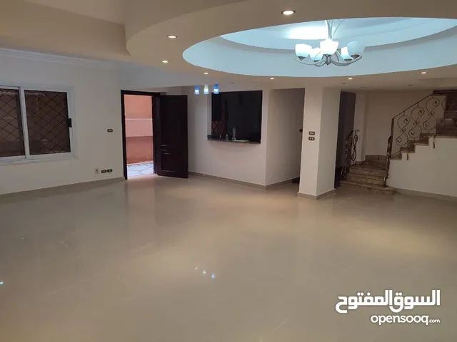 365 m2 3 Bedrooms Apartments for Sale in Cairo Fifth Settlement
