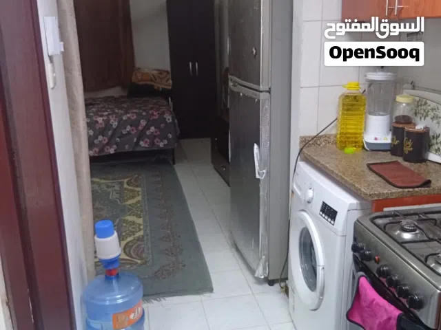 استديو للايجار الشهري بمنطقة الناصرية بجوار مستشفي زليخة ومقابل نستو