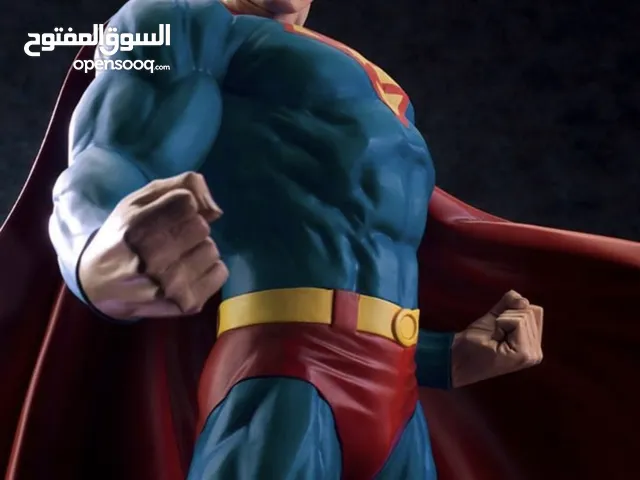 تمثال سوبر مان Super man