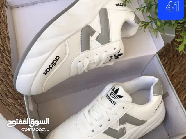 عروض شوزات نسائي