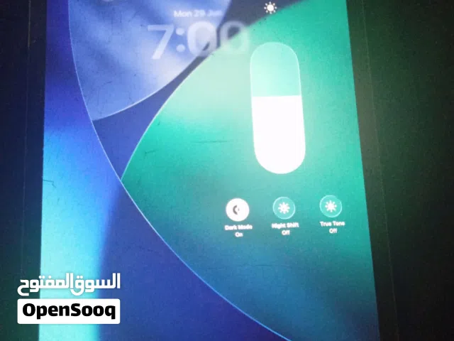 iPad ميني خمسة من بطل أبدا فقد يوجد كسر في الشاشة شوف الوصف وأمور طيبة إن شاء الله بارك الله فيك