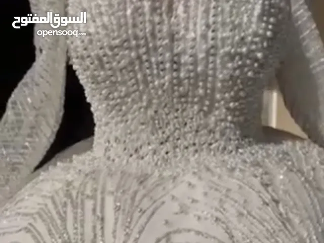 فستان زفاف