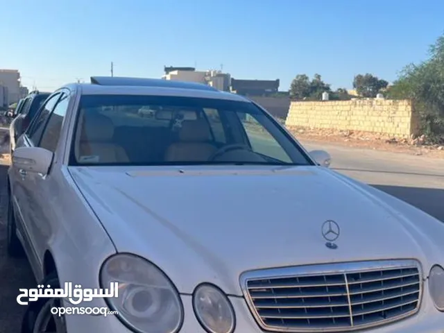 Mercedes Benz E-Class 2006 in Misrata