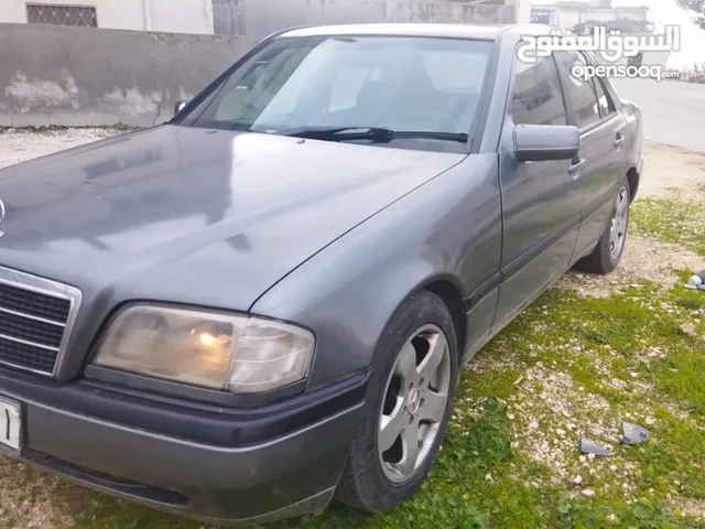 Mercedes Benz C-Class C 180 in Ajloun