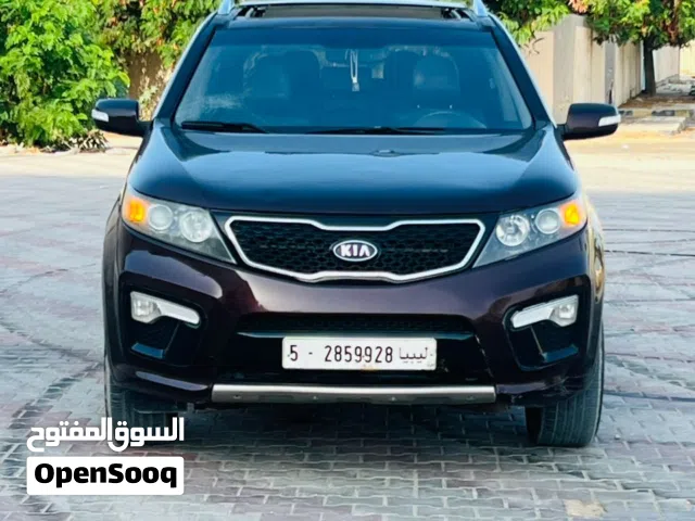 Used Kia Sorento in Tripoli