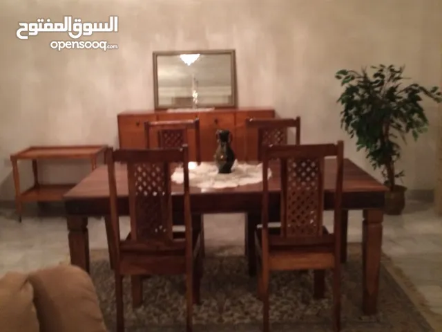 282 m2 4 Bedrooms Apartments for Sale in Amman Um Uthaiena
