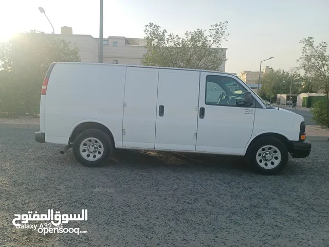 Used Chevrolet Express in Al Ahmadi