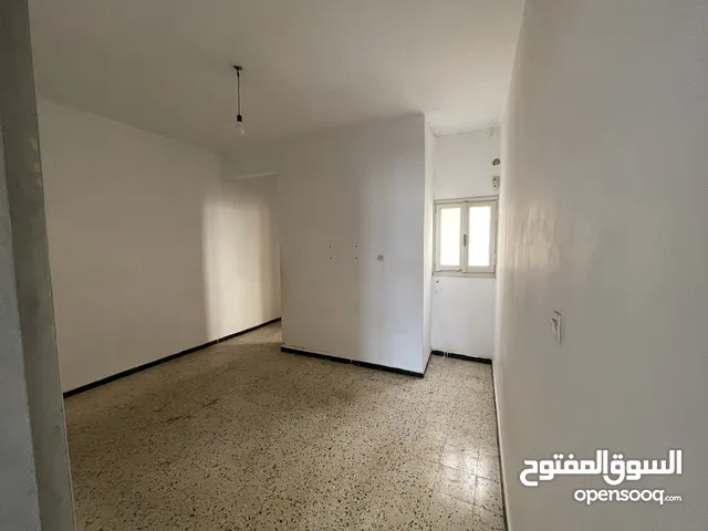 1 m2 2 Bedrooms Apartments for Rent in Benghazi Downtown