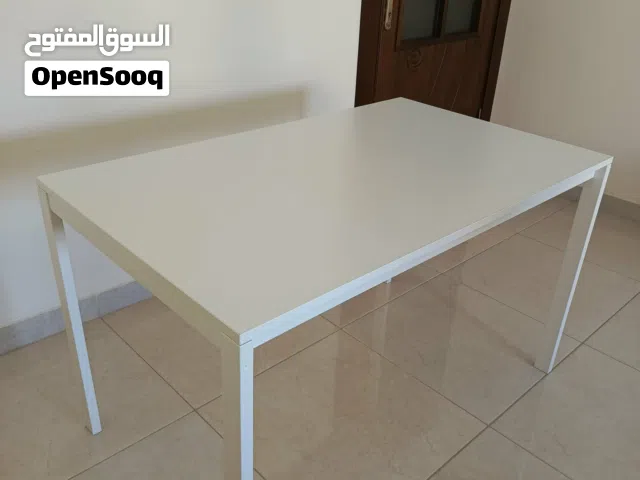 طاولة طعام للبيع