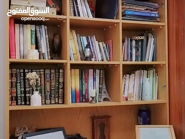 مكتبة كتب مع مكتب تفصيل عمولة بنصف سعرها