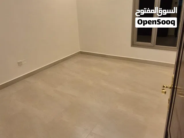 شقه للايجار في الروضه