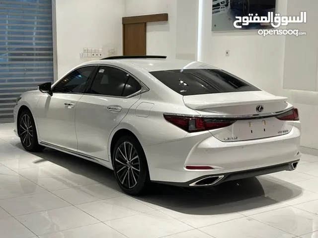 Used Lexus ES in Muharraq