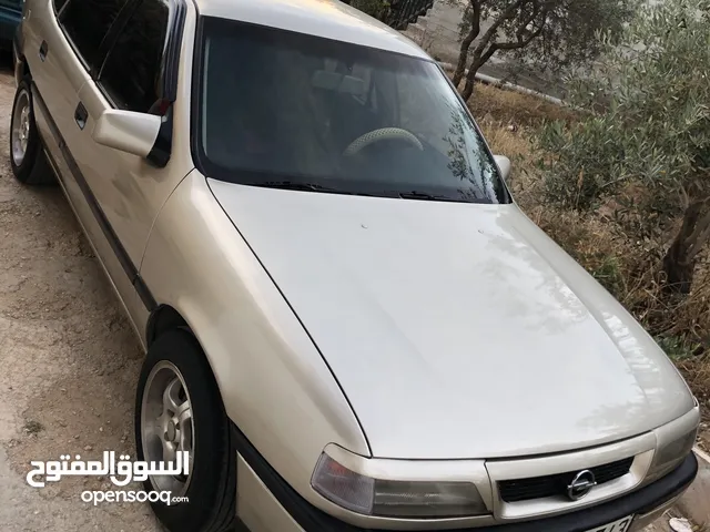 Used Opel Vectra in Irbid