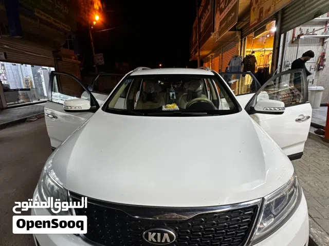 2015 كيا سورينتو Standard