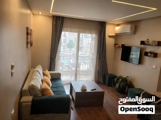 شقة للايجار مفروش بمدينتي B12