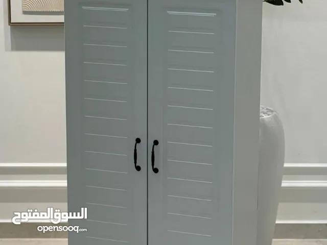 خزانة أحذية عملية ومرتّبة بتصميم أنيق  قطعة أساسية لكل بيت... بتجمع بين السعة والقوة والشكل المرتّب.