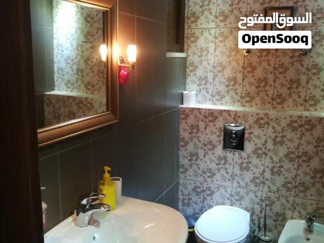 100 m2 2 Bedrooms Apartments for Rent in Amman Abdoun Al Shamali